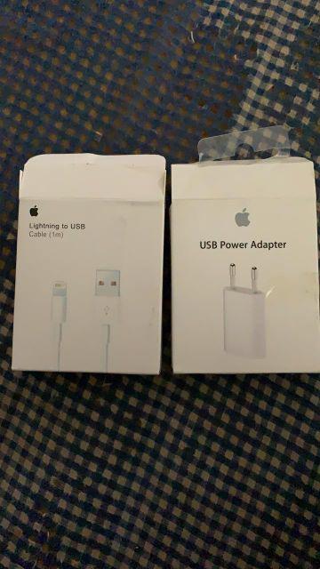 Adaptor Charger Apple iPhone 4 / 5 / 6 / 7 5W Original 100