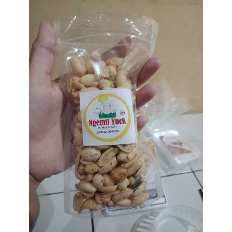 

Kacang bawang,original home made 100 gram