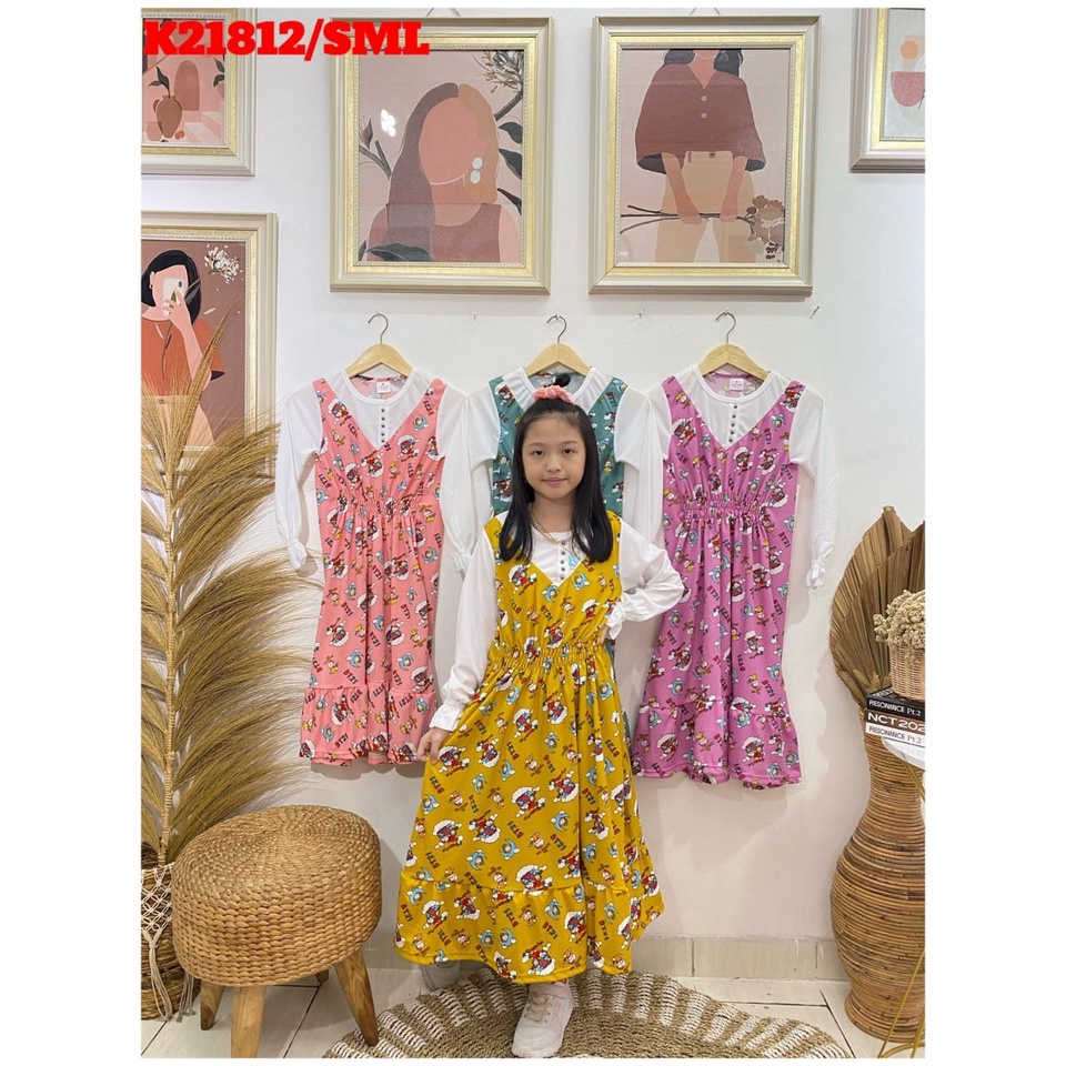 Gamis anak perempuan model overall button motif BT21 bahan voxy merk latin (8-10 tahun)