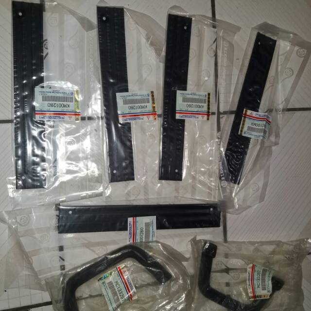 Karet lampu depan ps120jungkit ps135 maruti ragasa ori harga 1set kiri kanan karet sealbeam ragasa