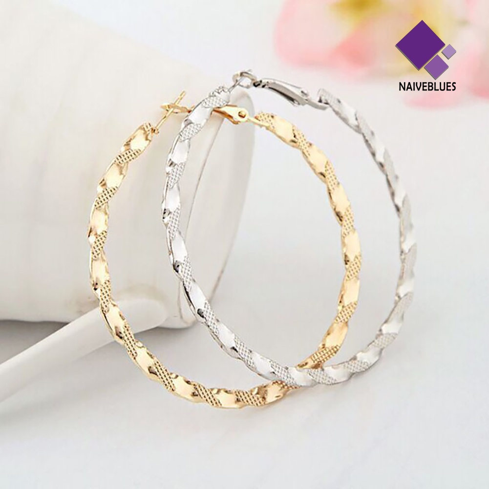 Anting Juntai Bentuk Lingkaran Besar Untuk Wanita