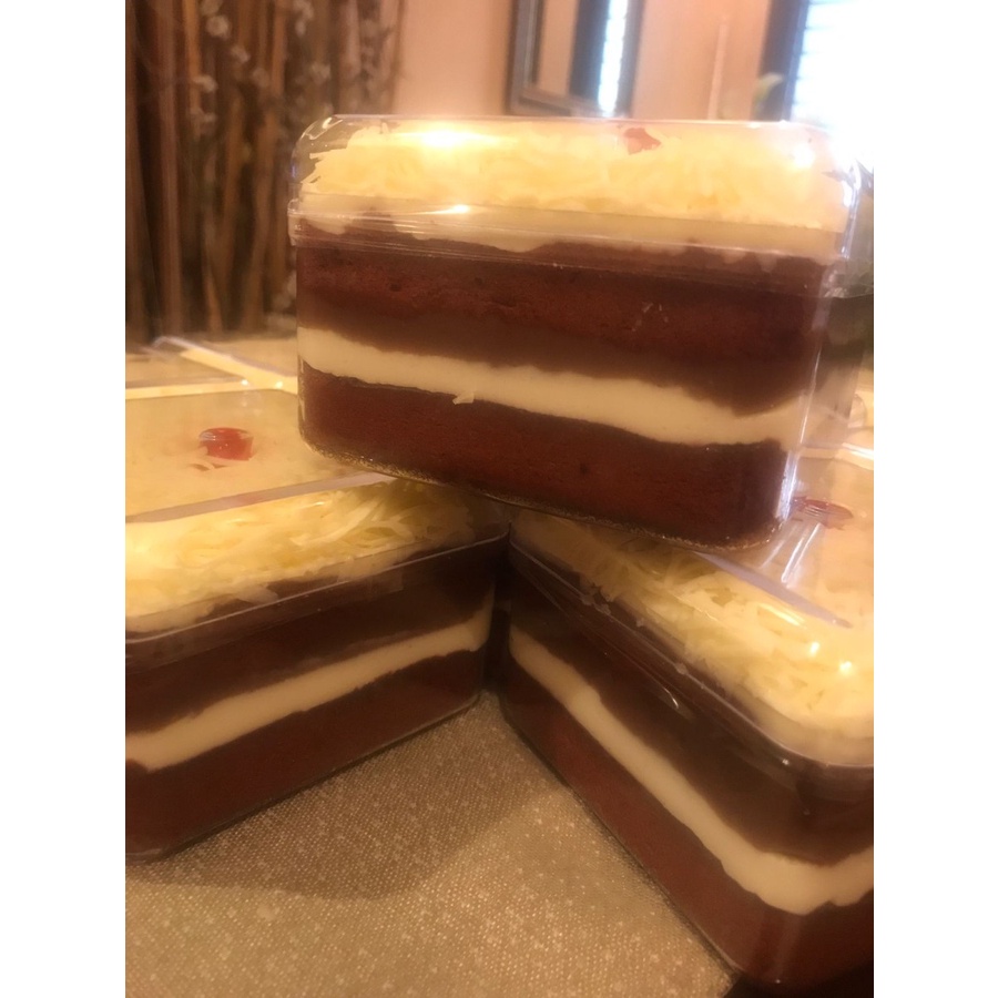 

red velvet dissert box