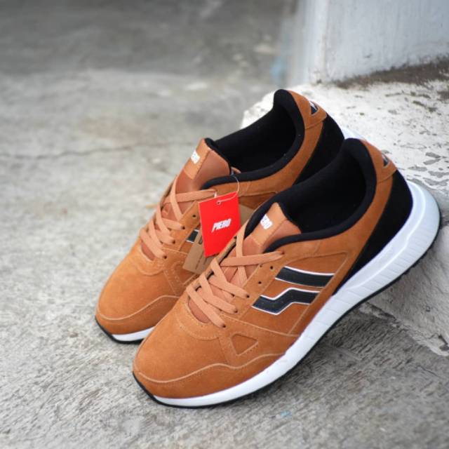 Sepatu Sneakers Piero Rusher Lux
