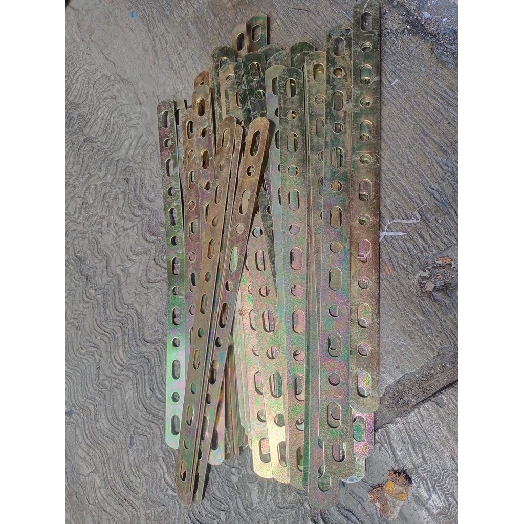 Breket Plat Bolong Kuningan Breket Serba Guna lubang baut 6mm ( baut 12 ) Besi Panjang 30cm Tebal 1,