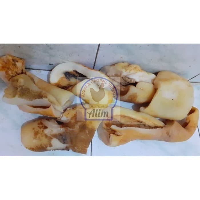 

KIKIL SAPI TEBAL 1KG SUDAH REBUS BERSIH - ( THICKER BOILED BEEF SKIN )