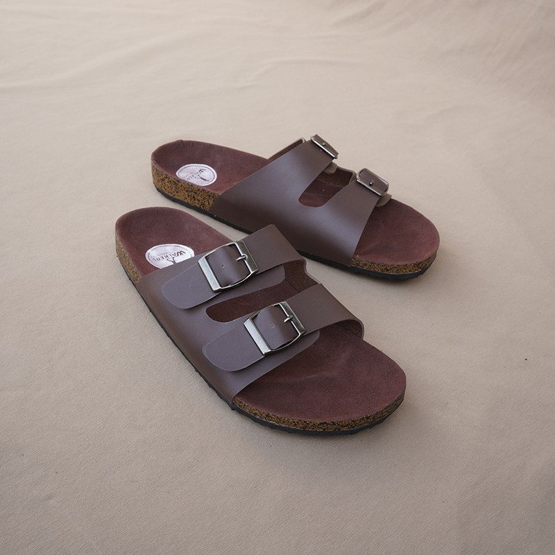 COD Sandal Pria Slop Sandal Briken Sandal Cowok Walkers Sendal Slide Polos Murah Gesper2 Coklat