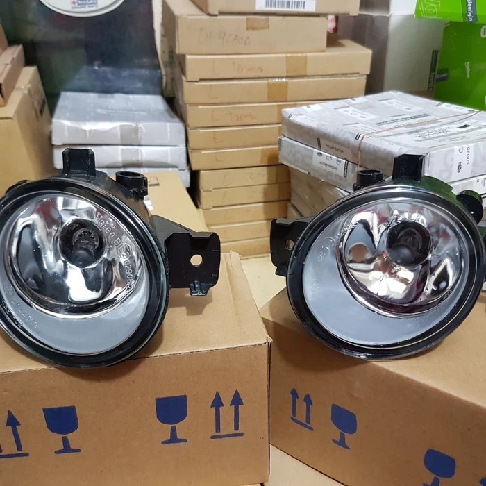 lampu kabut foglamp fog fok lamp NISSAN GRAND LIVINA 2007 2008 2009 2010 2011 2012 foklam spakbor se