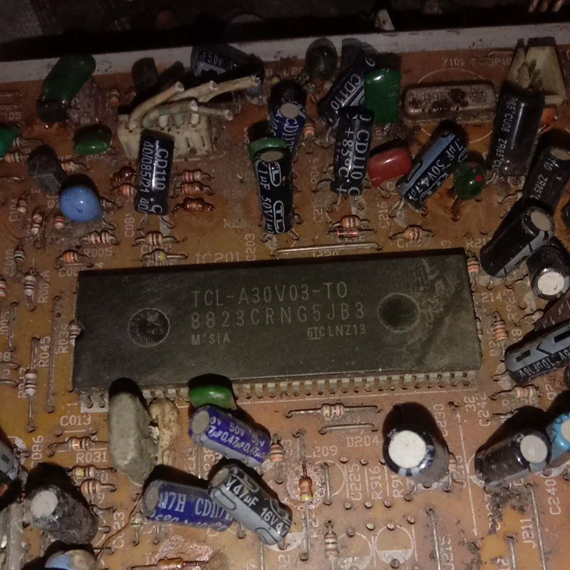 IC PROGRAM TV TCL 8823CRNG5JB3 8823CPNG4U89 IC 8823