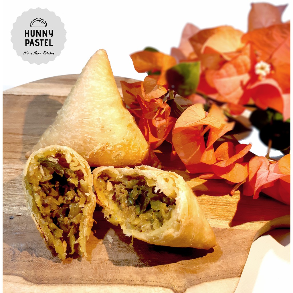 

Beef Sambosa Frozen (isi 10 Pcs/pack)