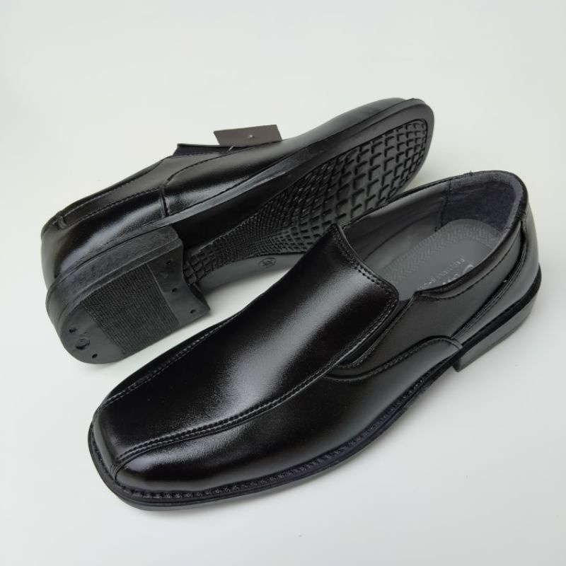 Sepatu  Pantofel Pria Donkey AS SLIP ON Kerja Kantor Casual / Sepatu Sekolah Paskibra ( MERK DONKEY'