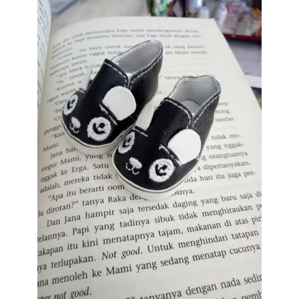 SEPATU BONEKA MOTIF PANDA PAOLA REINA EXODOLL EXO DOLL BABY DOLL MELLCHAN KPOP DOLL WILLY WHISER