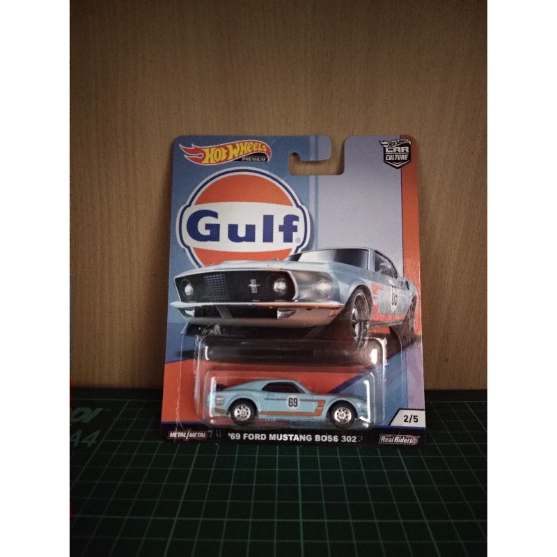 

HotwheelsFordMustangBoss302
