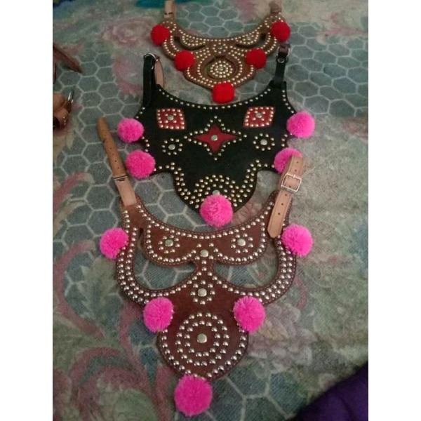 dasi gongseng domba adu