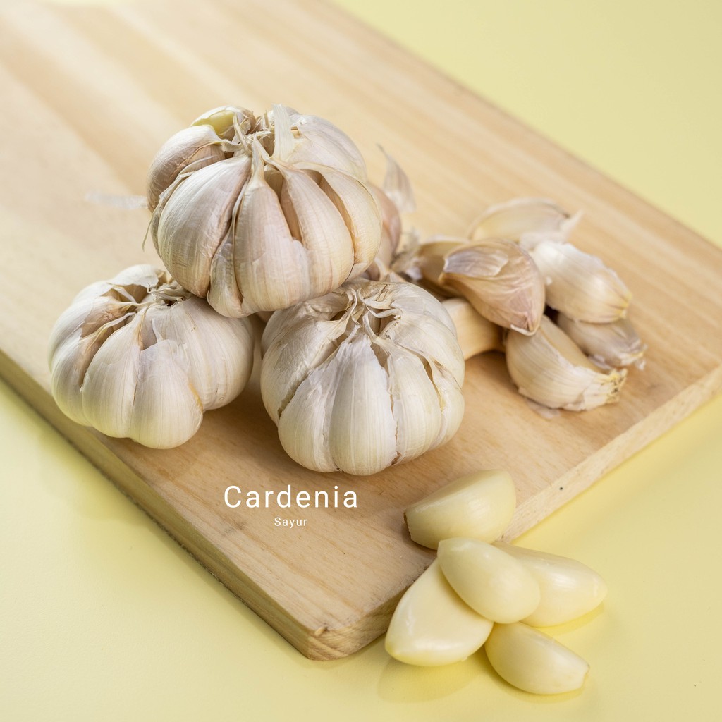 

Bawang putih, bumbu masak , peralatan masak, bahan masakan, sayur segar