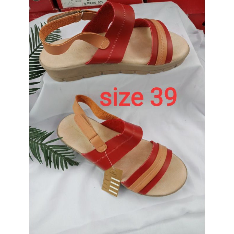 Yongki Komaladi sandal wanita size 39 sandal tali