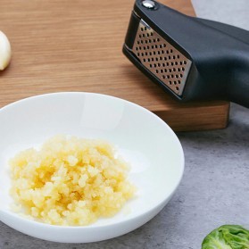 Xiaomi Huohou Penghancur Bawang Garlic Presser Crusher Squeezer - HU0067 - Black