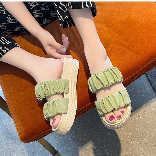 TBIG [COD] Sandal Slip On Wedges KIRASANDAL Wanita Sepatu Korea Style Sekolah Kuliah