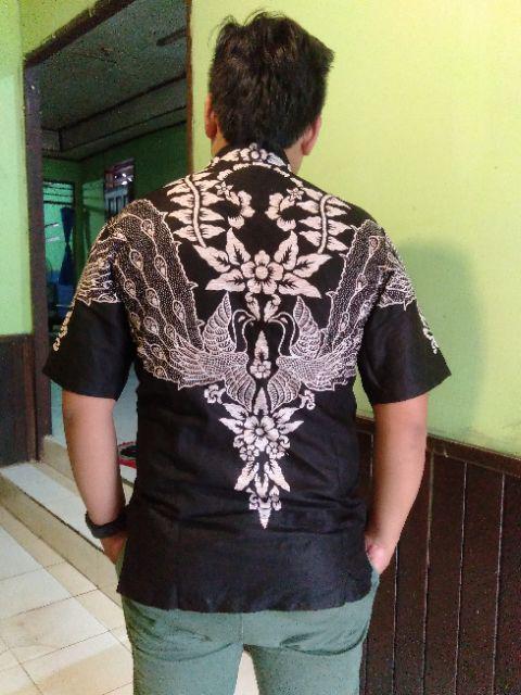 Kemeja Batik Hitam Manis Motif Durie Ikan