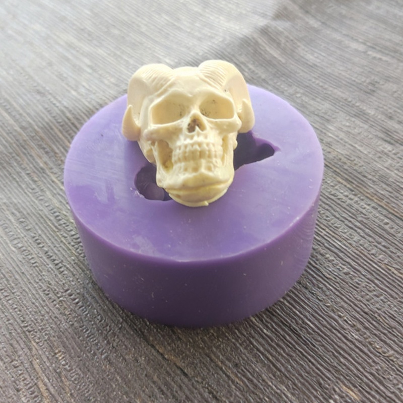 SIY  Wizard Skull Candle Mold European and American Classical Characters Scented Candle Material Mold Home Decoration