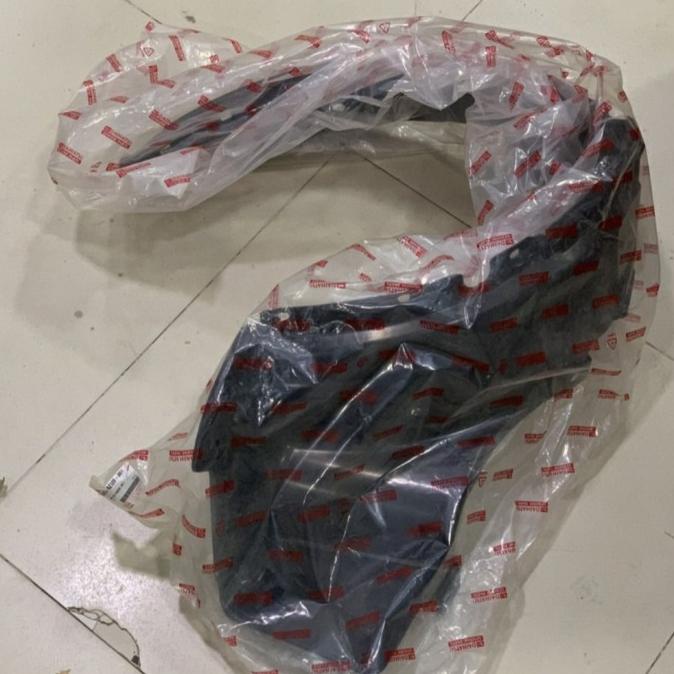 Liner Fender Depan Satuan Luxio Granmax Original