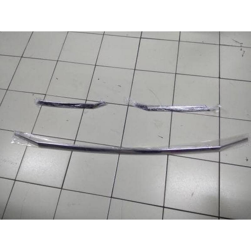 List Grill All New Innova Reborn Depan Tengah 3pcs