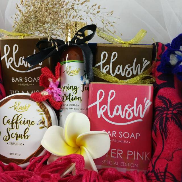 Soap Hampers / Kado/ Souvenir Sabun, Body Lotion, Lulur Paket Kain Bali