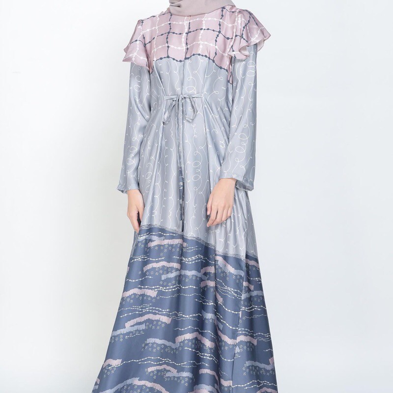 NEGERI DRESS SIZE M VANILLA HIJAB | PAKAIAN MUSLIM | ATASAN WANITA | PRELOVED