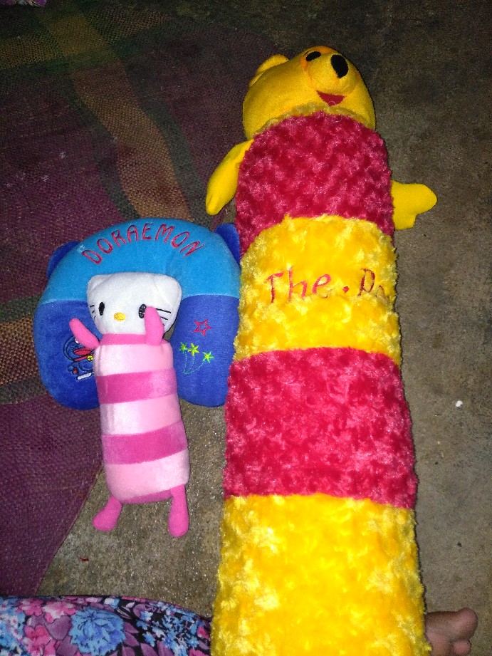 Boneka Guling Bulu  Karakter Tinggi 75cm