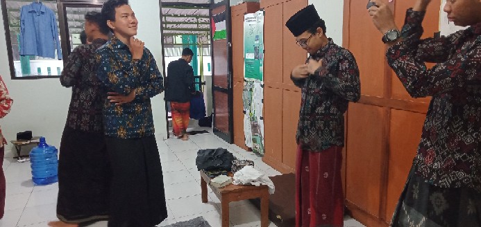 Dgm Fashion   Kemeja Batik Songket Lengan Panjang   Pria Kemeja Batik Songket Milenial