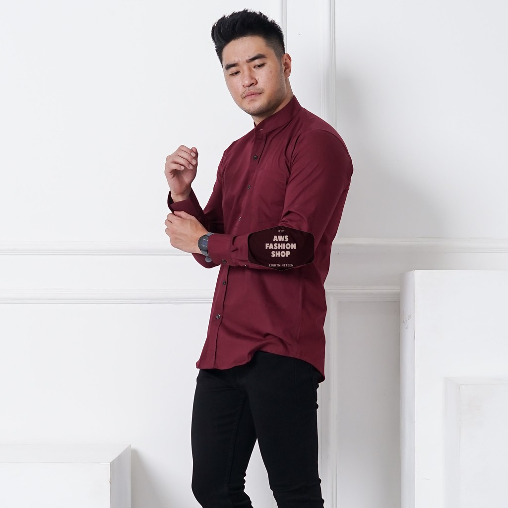 Kemeja Pria Lengan Panjang Polos Merah Maroon Kerah Shanghai Slimfit Casual Kerah Koko