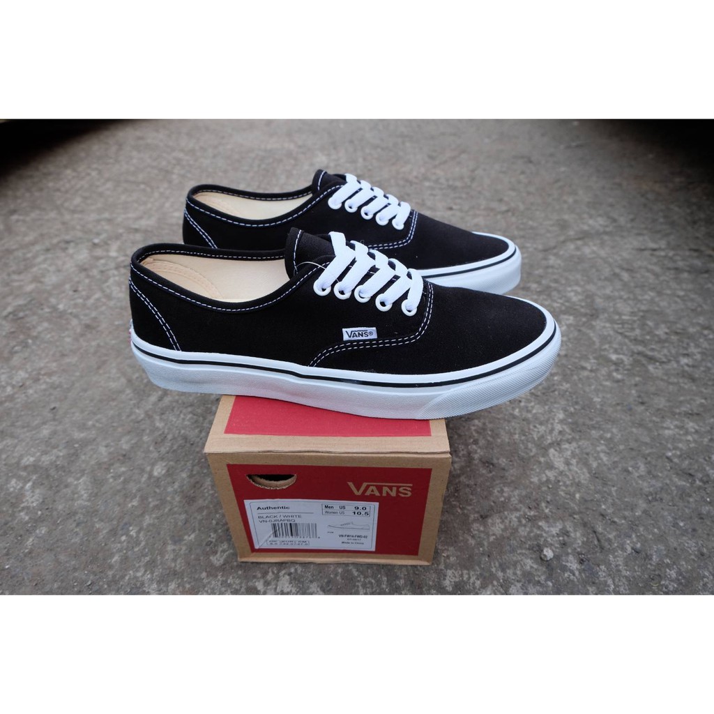 mens black and white authentic vans