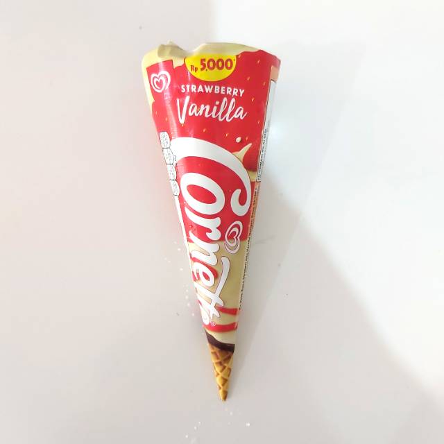 Walls Cornetto Strawberry Vanilla 82 ml