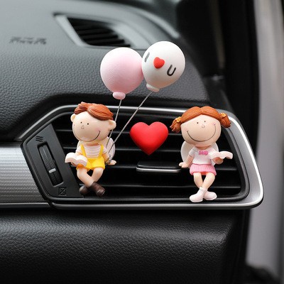 Pengharum mobil parfum mobil pewangi mobil model boneka couple imut lucu bisa refill Car accessoris