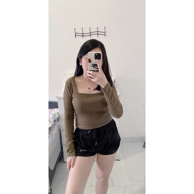 atasan wanita polos lengan panjang rajut square  import.croptop polos wanita lengan pjg import.top lengan panjang polos murah kekinian.top lengan pjg leher square