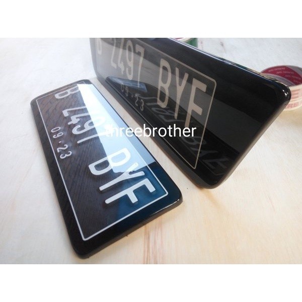 plat nomor mobil akrilik cembung