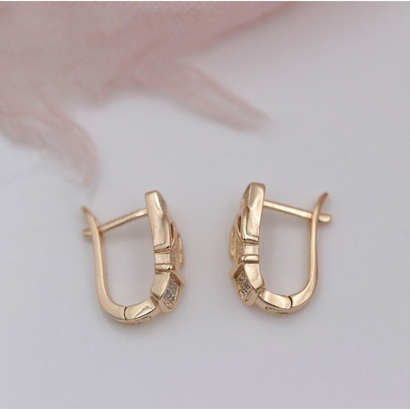 Anting Bentuk Bulat Bahan Stainless Steel Warna Rose Gold Gaya Rock Street Untuk Wanita