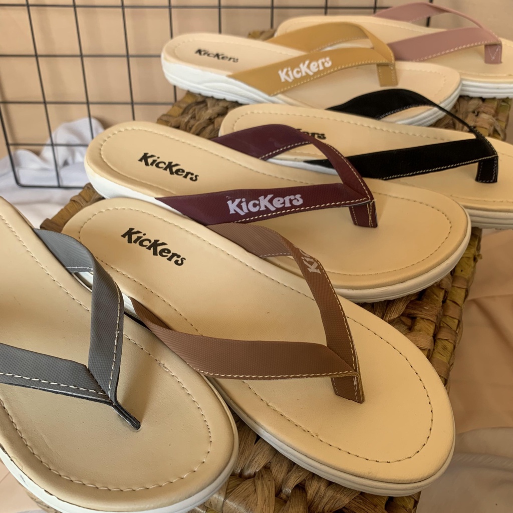 (HARGA PROMO = PACKING TANPA KARDUS) sandal JAPIT POLOS 5 cewek WANITA sEndal JEPIT termurah terlaris Sandal Jepit Slop Slip On Teplek Wanita Sandal Cewek Sandal Wanita warna warni SANDAL RUMAHAN Sandal Jepit Wanita [ Flip Flop ]