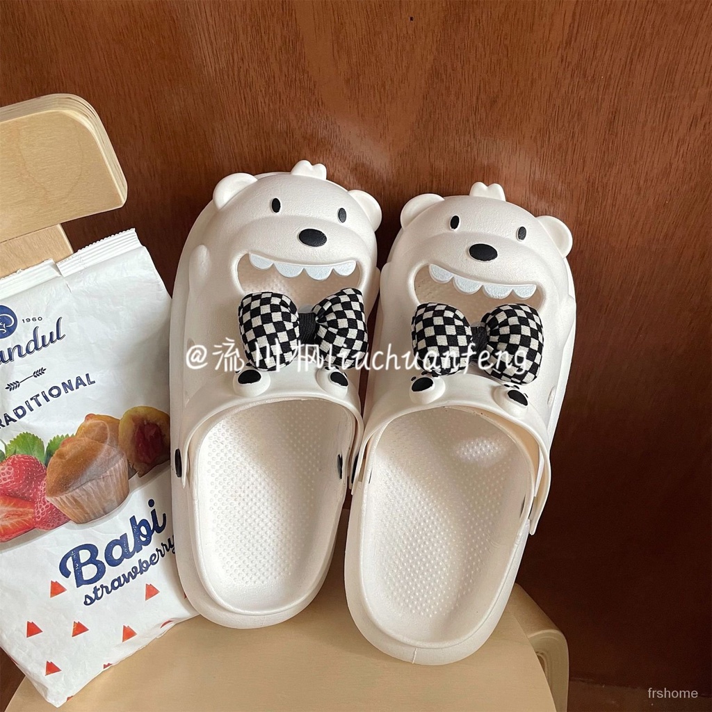 Sepatu gua beruang kartun lucu non-slip sandal pantai Baotou untuk pakaian luar wanita