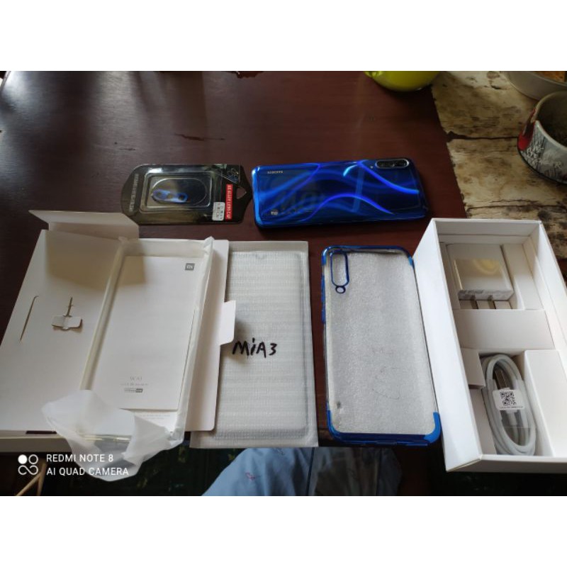 Xiaomi Mi A3 4/64 BIRU (SECOND)