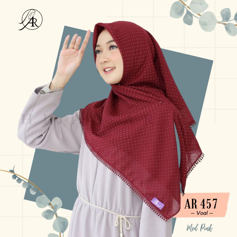 HIJAB SEGI EMPAT MOTIF VOAL ARRAFI 457