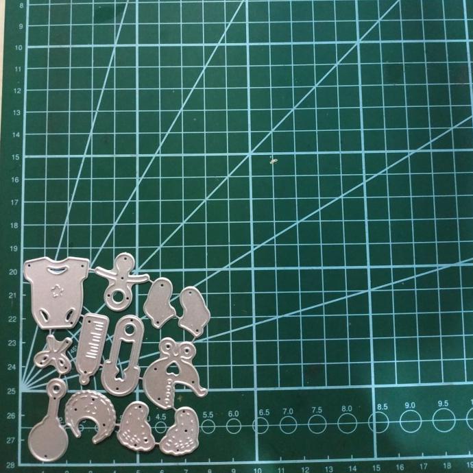 

Metal Cutting Dies - 12Pcs Baby Accessories Cards, Scrapbooking - No17