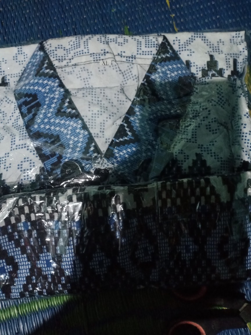 Trolistore Grosir Kemeja Batik Pria Cowok Motif Ketigo Merah Biru Hijau Seragam Batik Mrh Pekalongan