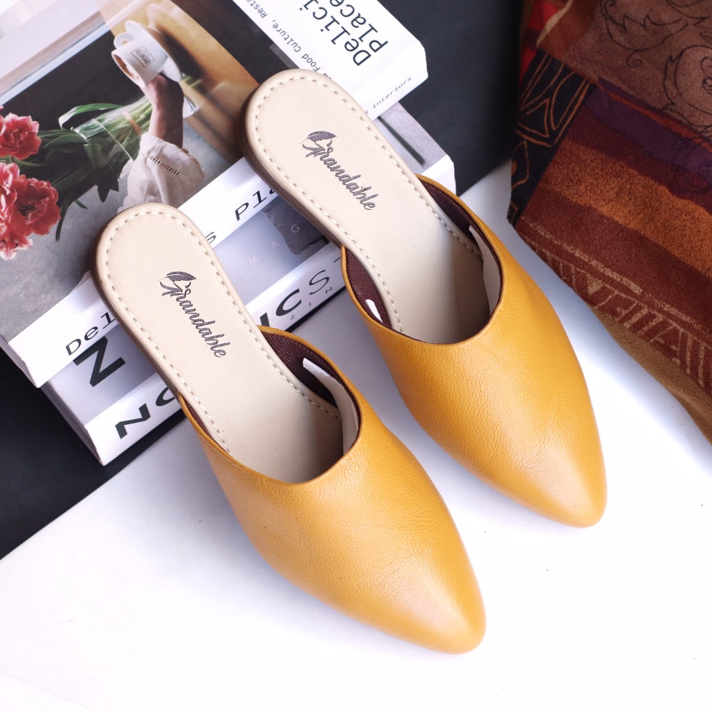 BLUES  Sepatu Flat Wanita Sepatu Slip On Wanita FlatShoes Slop Kulit Asli Sepatu Kerja Cewe Semi Formal Kekinian Original