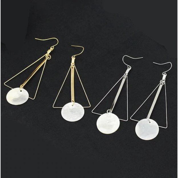 AHGM006 - Anting triangle long line coin