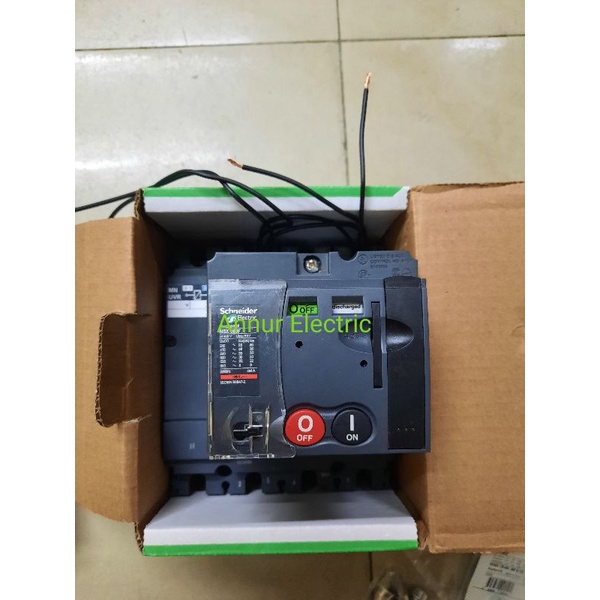 SCHNEIDER MCCB NSX200N 4P 200A MOTORIZED UVT AUXILIARRY