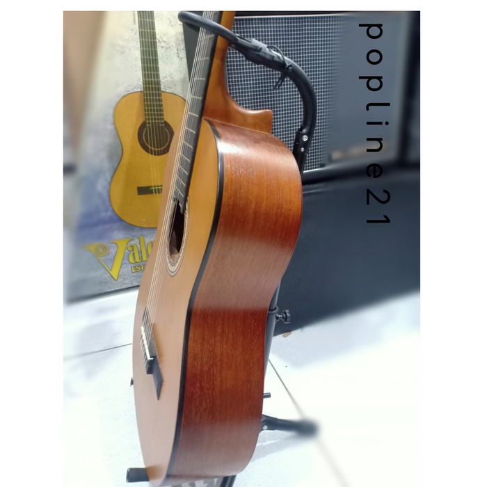 Gitar Klasik VALENCIA VC204 / Guitar Classic Valencia VC 204 Natural