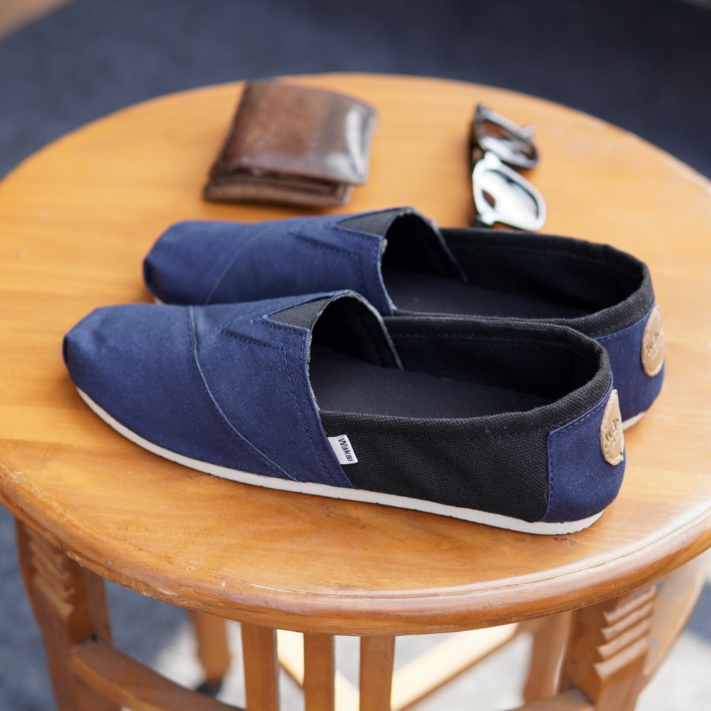 COD!!! SEPATU WAKAI SELOP NAVY HITAM KANVAS KASUAL SANTAI SHOES COWOK SLIP ON GAYA TERMURAH