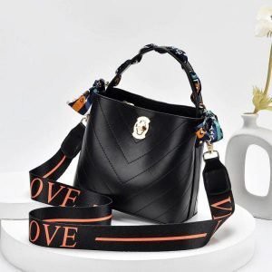 LT 1789 RISCE TAS SELEMPANG TALI MOTIF LOVE IMPORT WANITA CEWEK PEREMPUAN JAKARTA BATAM