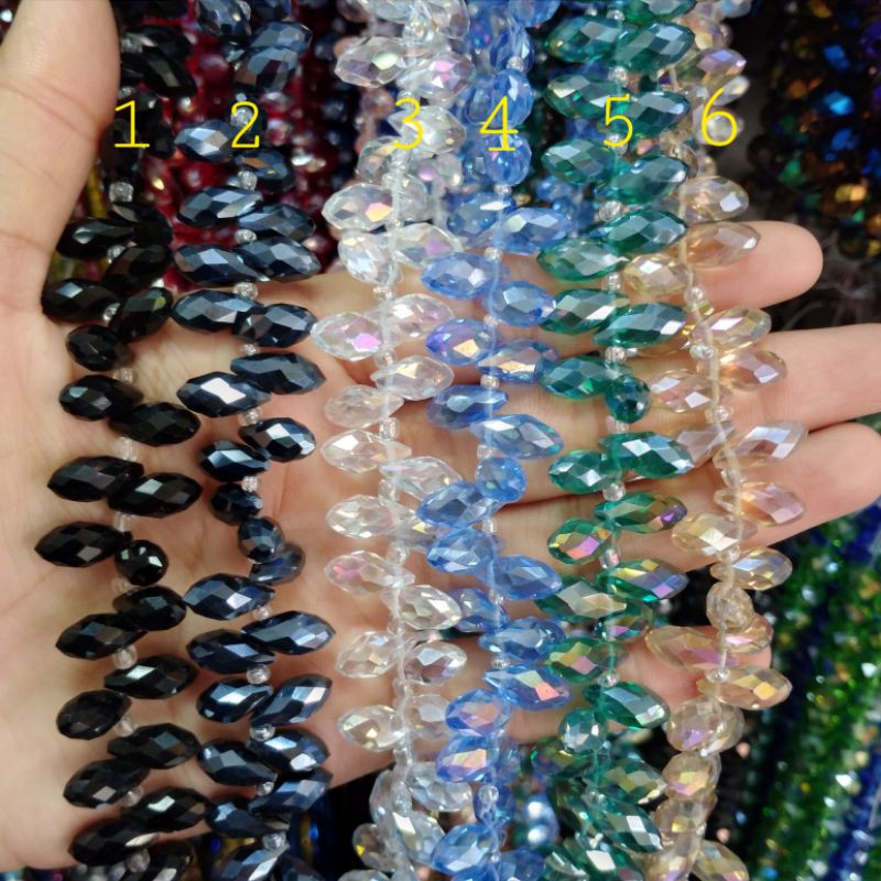 KRISTAL TETES NYAMPING.