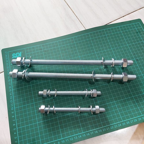 Custom StudBolt Set M12x300 mm W/ 2Nut+2 WP